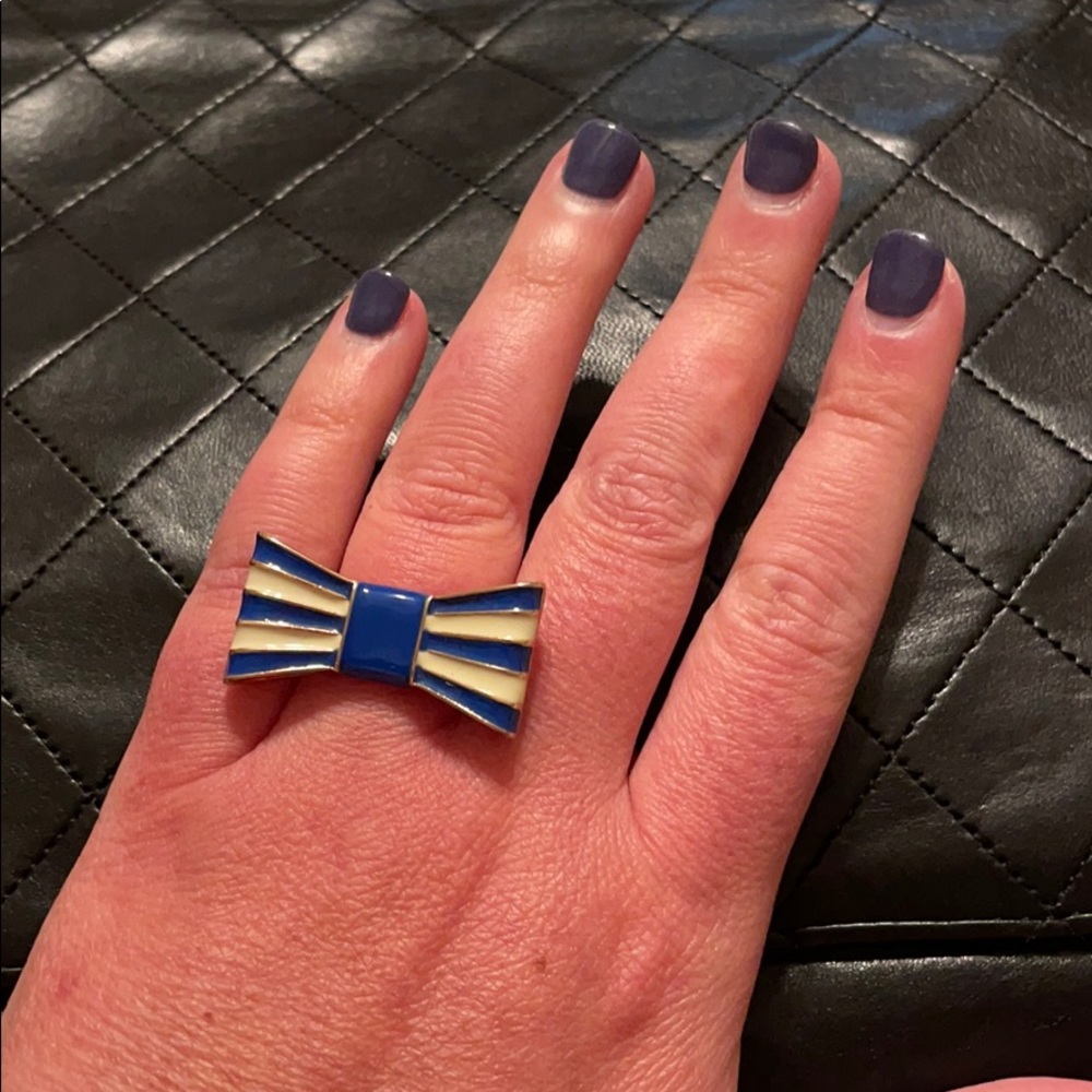 Fashion bow ring 7 3/4